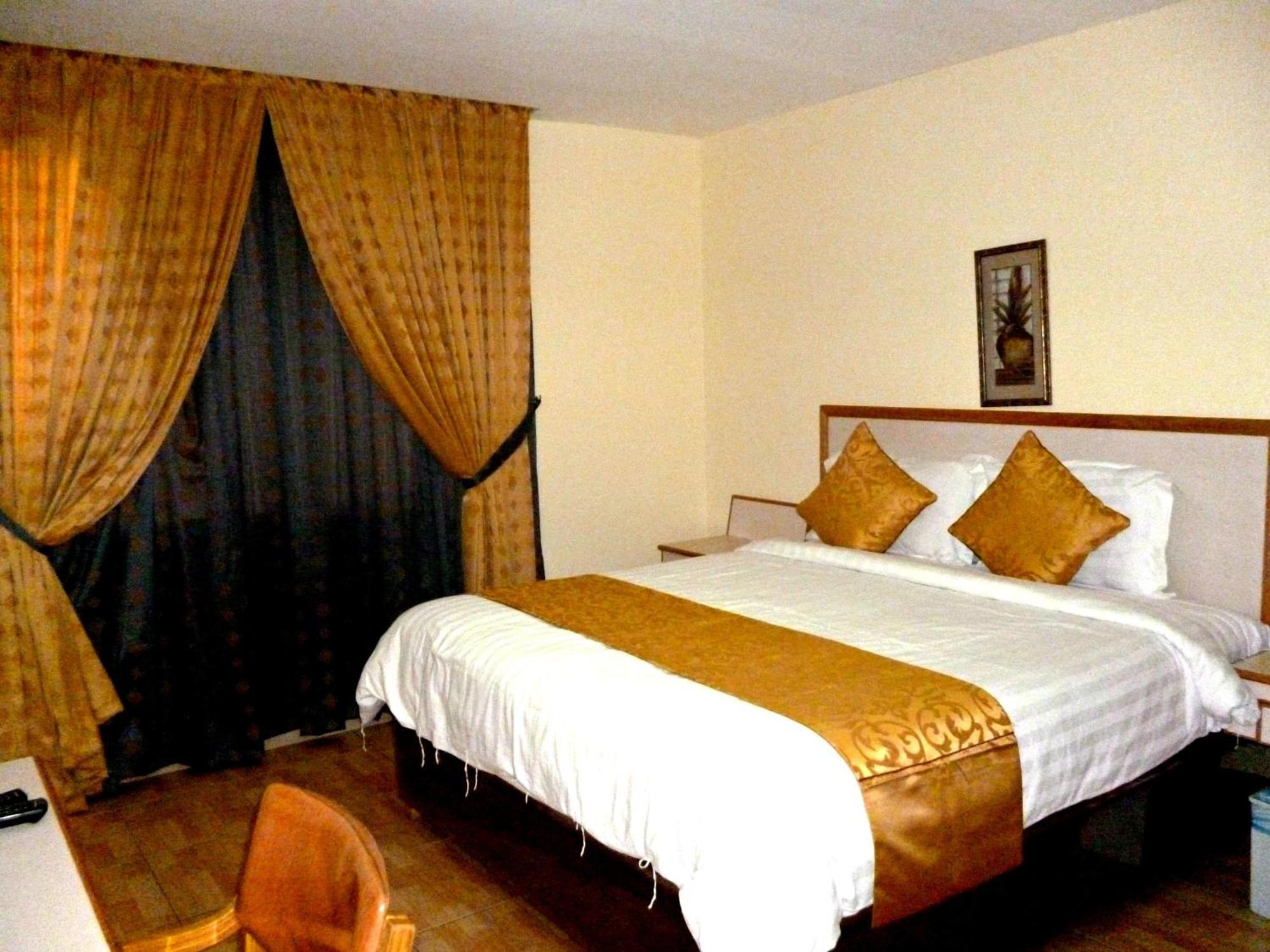 דמאם Mansour Plaza Hotel Apartments חדר תמונה