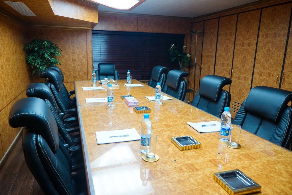 דמאם Mansour Plaza Hotel Apartments מראה חיצוני תמונה