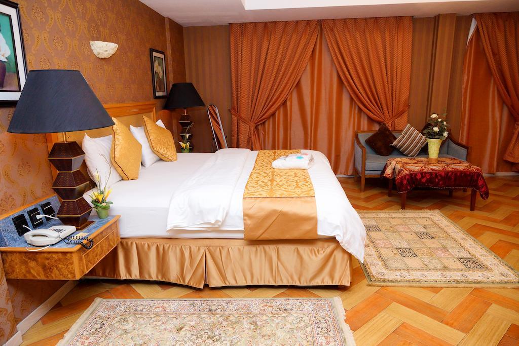 דמאם Mansour Plaza Hotel Apartments מראה חיצוני תמונה
